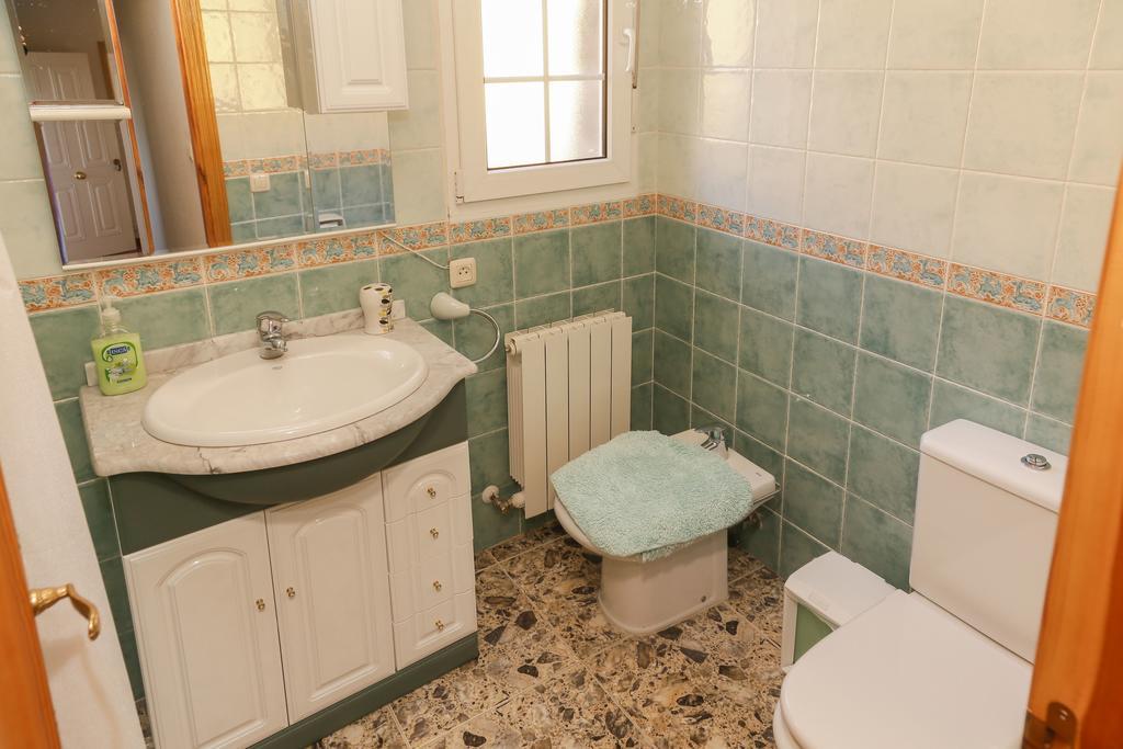 En Casa De Carlos Ortigosa del Monte Exteriör bild
